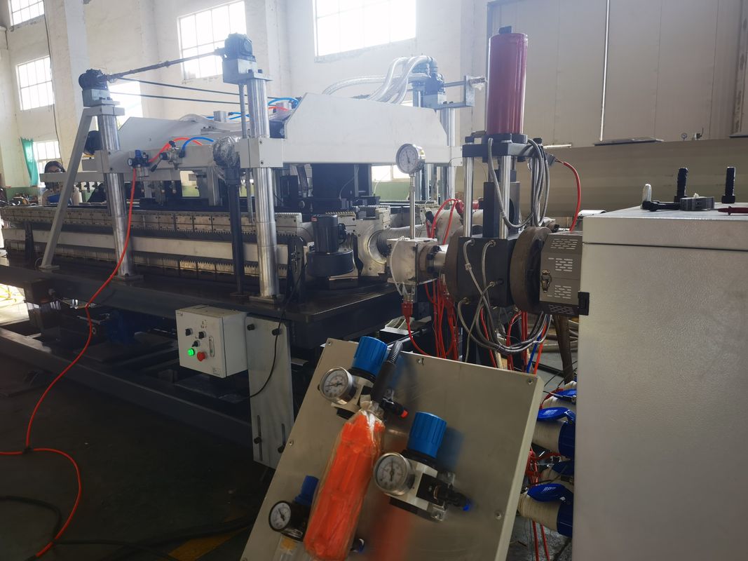 Waterkoeling Eénwandsgolfbuis-extrusielijn met automatische voeding en Siemens Contactor