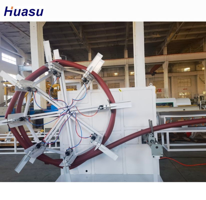 HDPE-buis-extrusielijnmachine met WEG-motor Siemens Beide-motor voor PE-PP-HDPE-PVC-verwerkingsmateriaal selectie