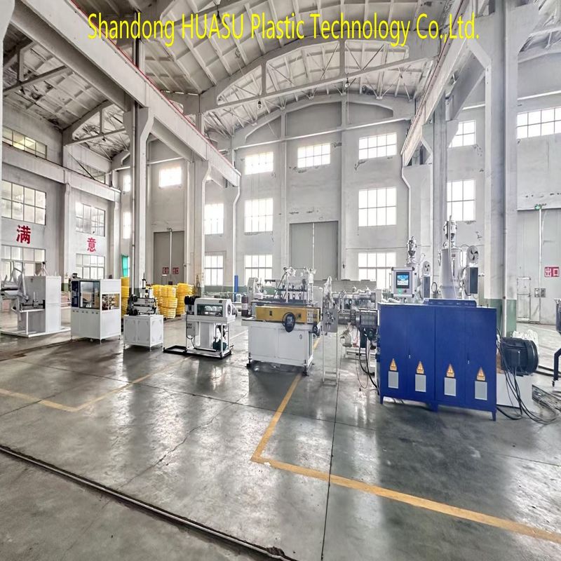 Horizontale 800 mm buisdiameter DWC-pijplextrusielijn met 60-2000 kg/uur capaciteit en Siemens PLC-systeem