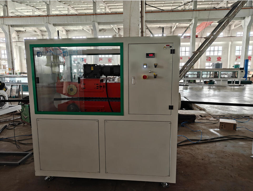 Enkelwandige golfpijpextrusielijn met PLC-besturing die semi-automatische tot volledig automatische bediening biedt en Schneider/Siemens elektrische componenten