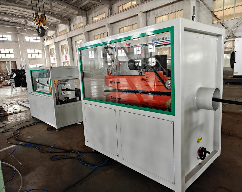 Stalen enkellaagse gegolfde pijp extrusielijn met Schneider Siemens elektrische componenten, 1 jaar garantie en cilinder nitreerdiepte 0,4～0,7 mm