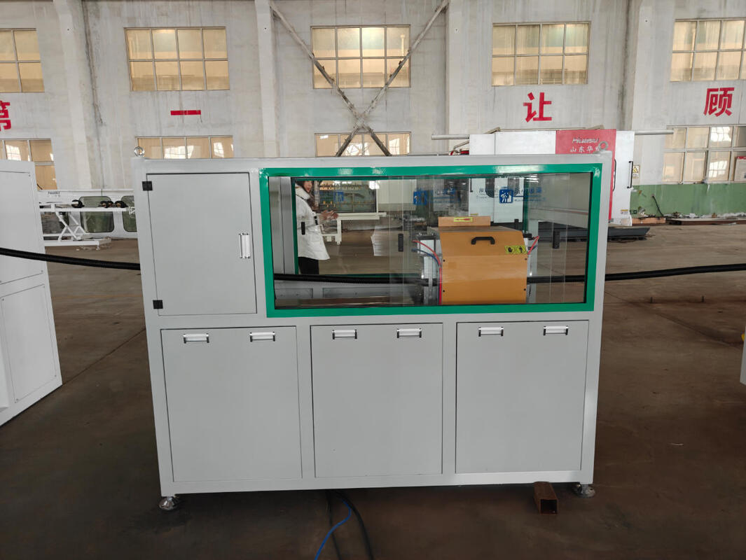 Volledig automatische extruderingslijn voor golvende buizen met een wand met 40-80 kg/h en een maximale buisgrootte van 110 mm