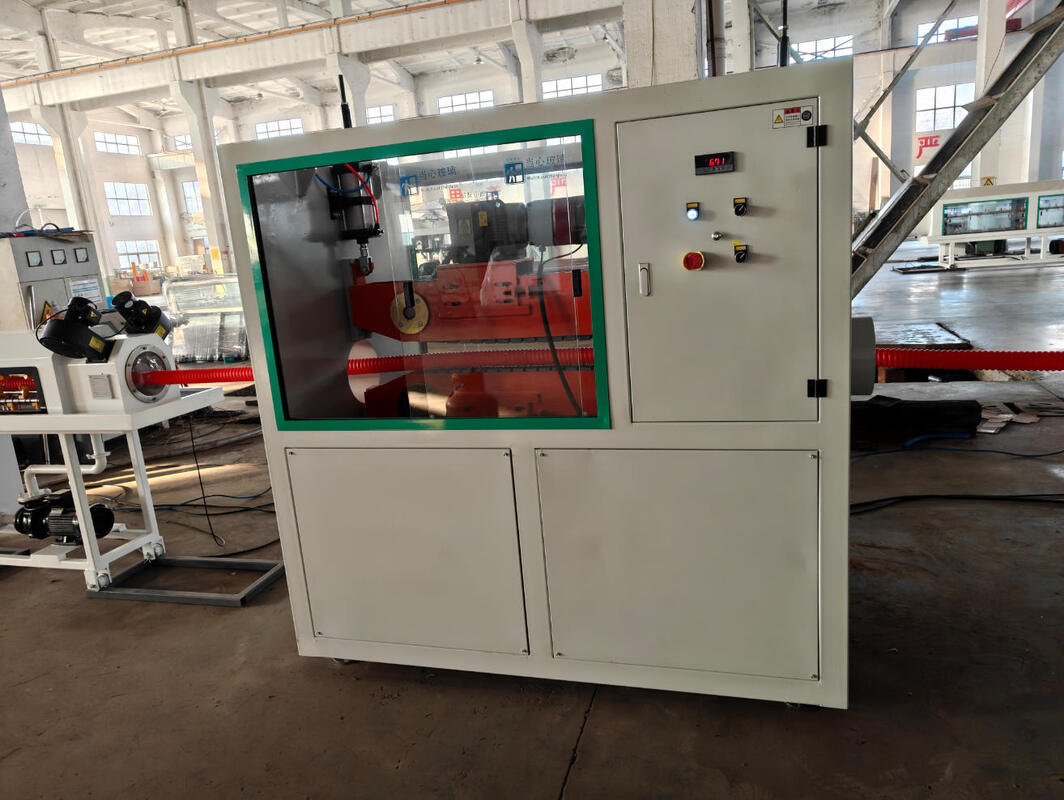 Waterkoeling Enkelwandige Gegolfde Pijp Extrusielijn met L/D Verhouding 33/38/40 en 38CrMoAlA Cilindermateriaal