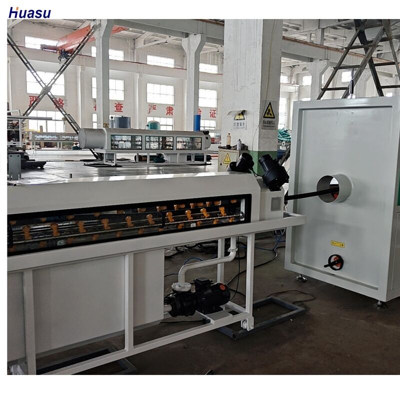 Waterkoeling Enkelwandige Gegolfde Pijp Extrusielijn met L/D Verhouding 33/38/40 en 38CrMoAlA Cilindermateriaal