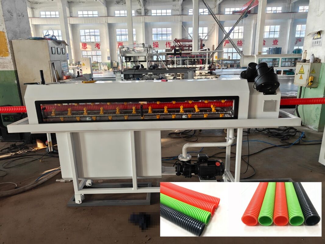 Siemens-motor aangedreven enkellaagse golfpijpextrusielijn met diepe schroefkanaalstructuur en elektrische verwarming