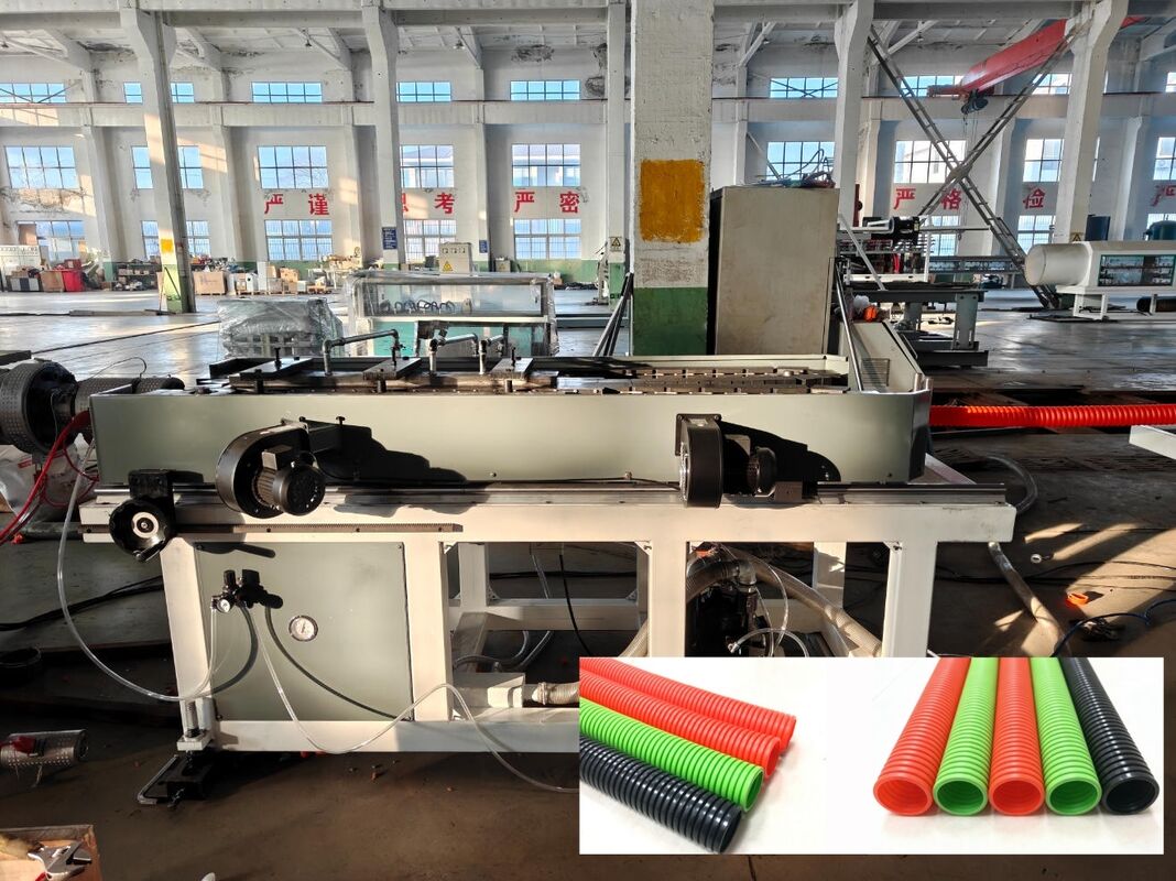 Eénwandige golfdraadbuis-extrusielijn met PLC-besturing, hoogwaardige stalen waterhuls en Siemens/Schneider Main Electrics