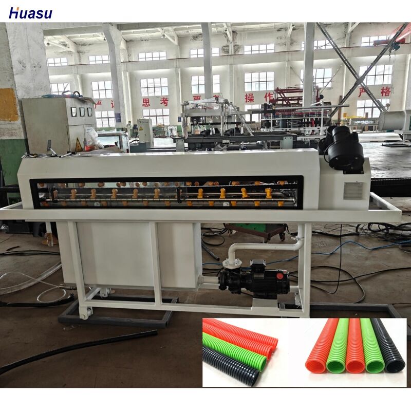 Enkele Wand Golfpijp Extrusielijn met 38CrMoAlA Cilindermateriaal en Siemens Schneider Hoofdelektronica met PLC Afstandsbediening