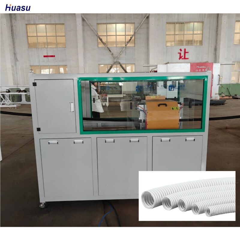 PVC PE PP enkellaagse gegolfde pijp extrusielijn met Schneider Siemens elektrische componententechnologie voor pijpfabricage