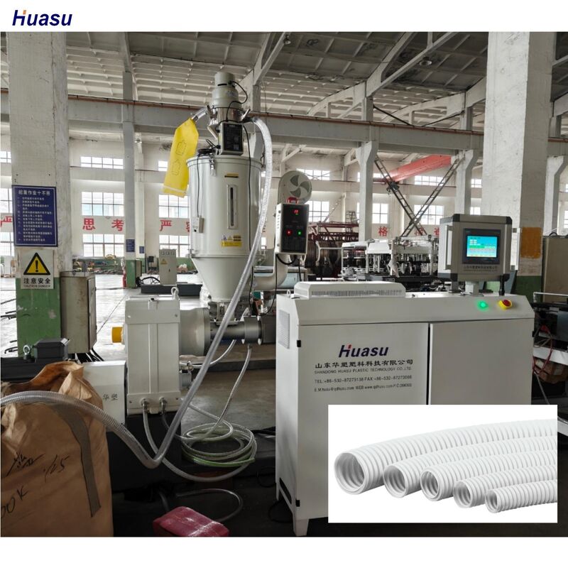 Siemens Schneider Main Electrical Corrugated Pipe Extrusion Line Extruding Machine ontworpen voor het productieproces van buizen