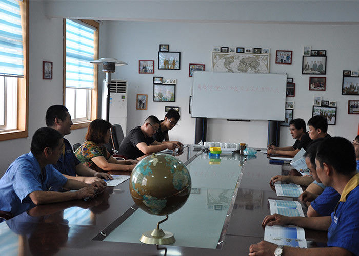 Lijn van de de Pijpuitdrijving van de rioleringsdrainage de Dubbele Muur Golf voor Gebiedenstraten
